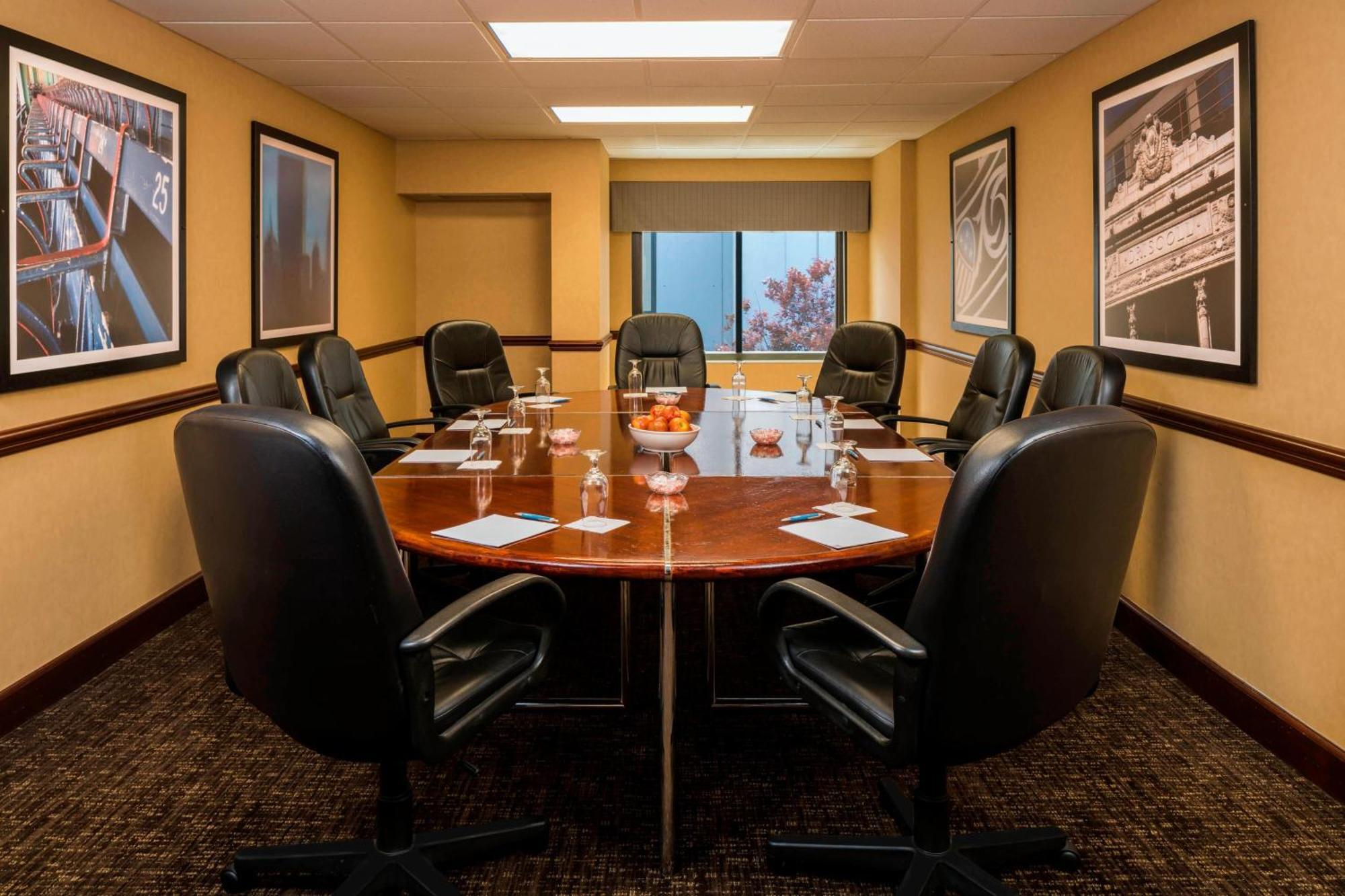 Four Points By Sheraton Boston Logan Airport רוויר מראה חיצוני תמונה